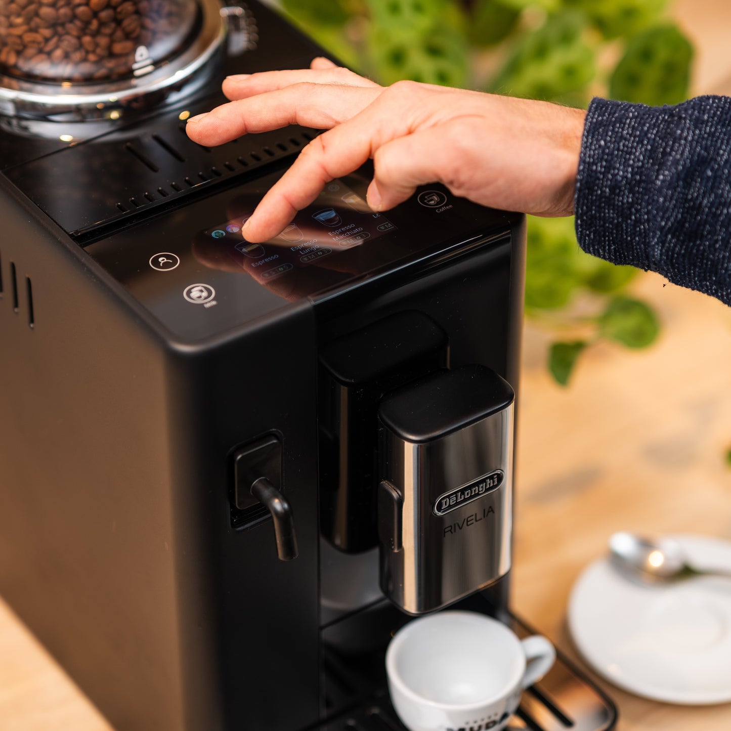 MACHINE ESPRESSO AUTOMATIQUE - DELONGHI RIVELIA